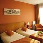 Le Grand Monarque Hotel