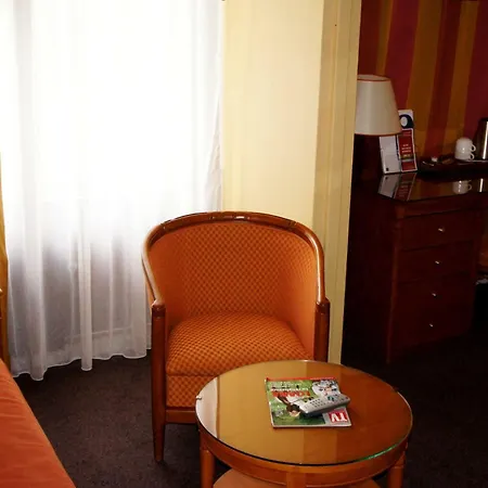 Hotel Le Grand Monarque Melun