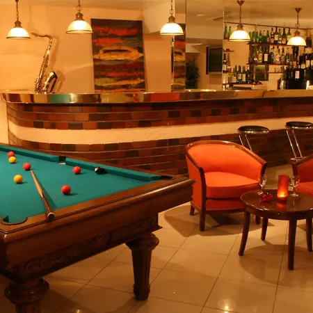 Hotel Le Grand Monarque