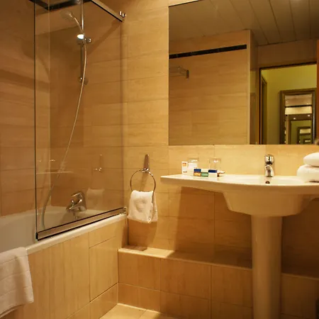 Le Grand Monarque Ξενοδοχείο 3*