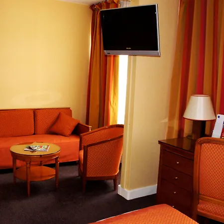 Le Grand Monarque 3* مُلا