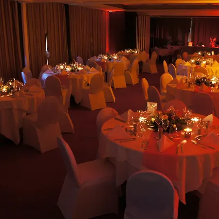 Le Grand Monarque فندق 3*