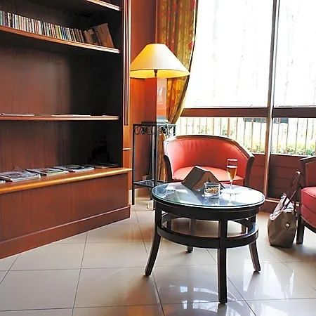 Le Grand Monarque 3* Μελάν