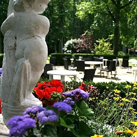 Le Grand Monarque Μελάν