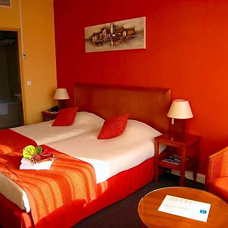 Le Grand Monarque 3* Μελάν